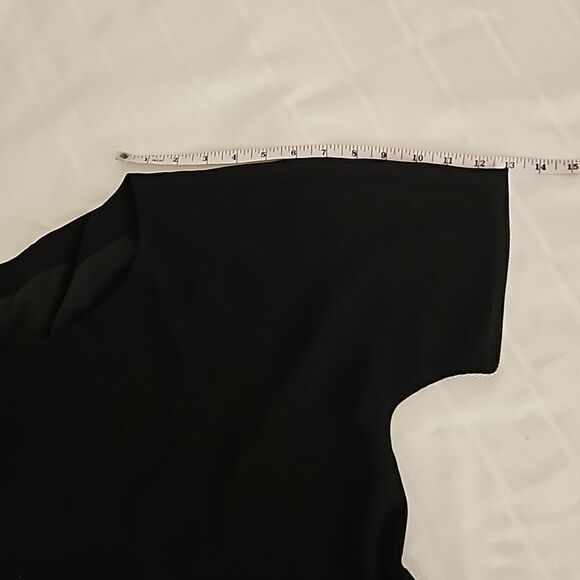 RW&CO Women's Cutout Back Tie Waist Wide Leg Jumpsuit Size 4 Black - Picture 9 of 16